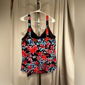 NWTAG Tropical Red Floral “ Fit For All” Shelf Bra Tankini Top